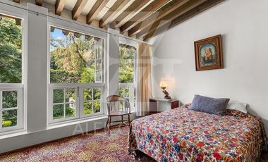 ACG International Presenta: 