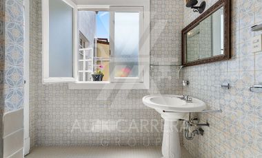 ACG International Presenta: 