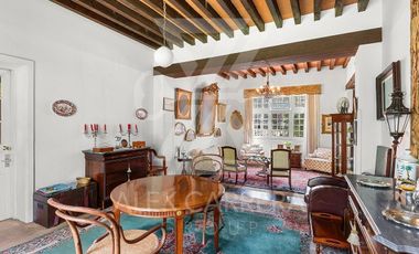 ACG International Presenta: 