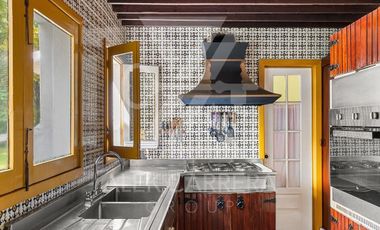 ACG International Presenta: 