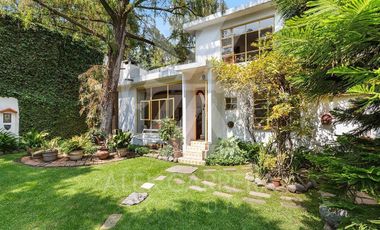 ACG International Presenta: 