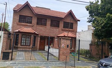 CASA ALQUILER CASTELAR