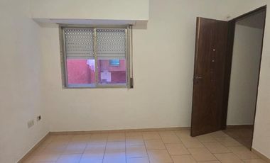 3 ambientes - patio - 1er piso escaleras