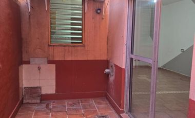 3 ambientes - patio - 1er piso escaleras