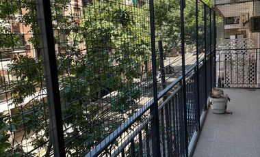 DEPARTAMENTO de 4 AMBIENTES con DEPENDENCIA y cochera - BELGRANO