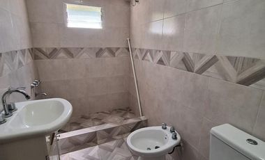 Casa  en alquiler- Maschwitz Village