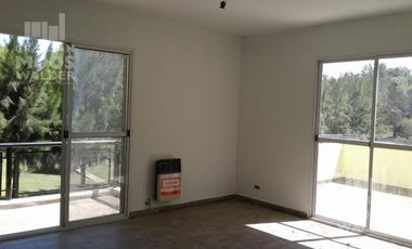 Casa  en alquiler- Maschwitz Village