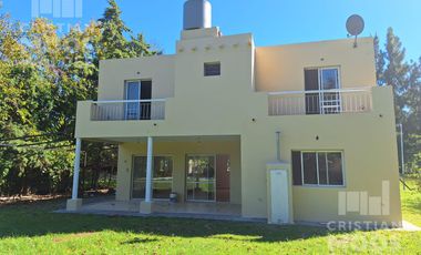 Casa  en alquiler- Maschwitz Village