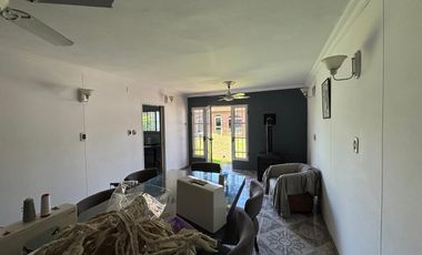 Local y oficinas en excelente zona. Martínez.