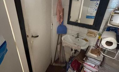 Local y oficinas en excelente zona. Martínez.