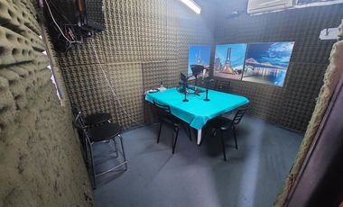 Oficina en venta en la Galeria del Paseo con dos cocheras y baulera