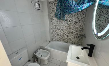 Depto 2amb c/ balcon cerca avenida