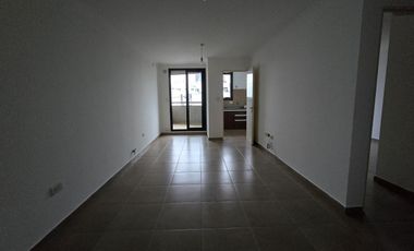 Depto en ALQUILER - 1 dormitorio y 2 balcones al frente