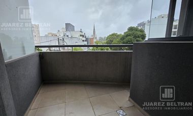 Depto en ALQUILER - 1 dormitorio y 2 balcones al frente