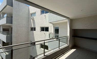 Departamento en Canning Center