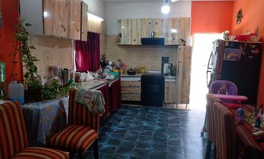 Chalet  en  venta en dos lotes en G. Catan