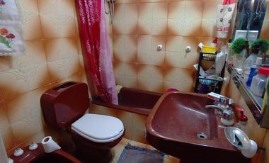 Chalet  en  venta en dos lotes en G. Catan