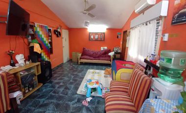 Chalet  en  venta en dos lotes en G. Catan