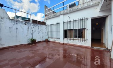 Casa en Venta en Villa Ballester - Cuatro Ambientes