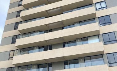 Renta Bosque real , 3 recamaras , cuarto de servicio , terraza , bodega