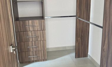 Renta Bosque real , 3 recamaras , cuarto de servicio , terraza , bodega