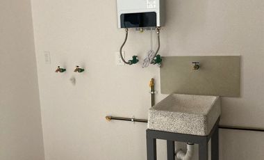 Renta Bosque real , 3 recamaras , cuarto de servicio , terraza , bodega