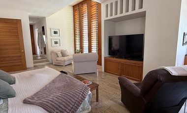 Renta casa Interlomas , jardin