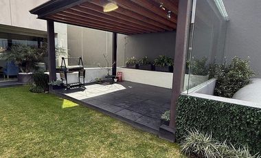 Renta casa Interlomas , jardin