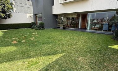 Renta casa Interlomas , jardin