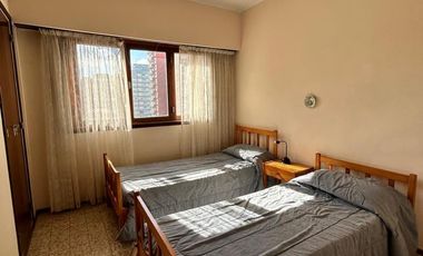 Departamento 3 ambientes en venta.