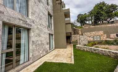 VILLA BELGRANO - Dpto. de categoría en Milnuevediez - Planta Baja c/patio - 2 DORM. 2 COCH.