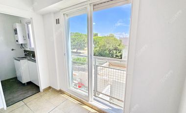 Balbin 4500 Saavedra - 3 AMB Luminoso Frente Parque Sarmiento - SUM Lavadero Comun y Balcon Frances