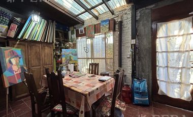 Venta de casa 4 ambientes con cochera en Berazategui