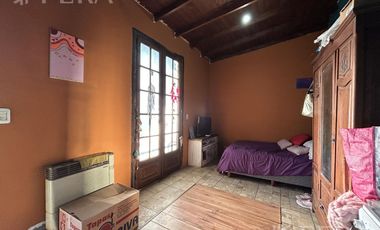 Venta de casa 4 ambientes con cochera en Berazategui