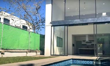 CASA EN VENTA LOS MANGOS