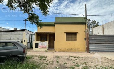 Venta PH de 2 dormitorios y jardin, en La Plata