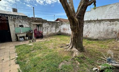Venta PH de 2 dormitorios y jardin, en La Plata