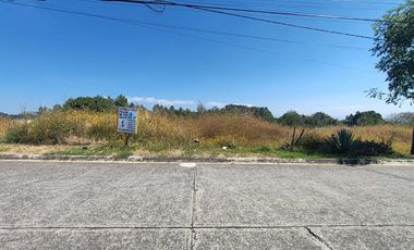 Terreno en venta con todos los servicios y calle pavimentada, Subida Chalma Cuer