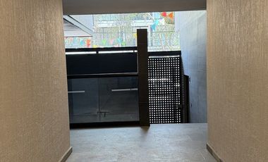 Estrena espectacular PH de 3 niveles en Tlacoquemecatl del Valle