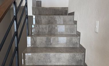 Estrena espectacular PH de 3 niveles en Tlacoquemecatl del Valle