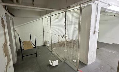 EXCELENTE LOCAL EN ALQUILER - 122 M2 - APTO TODO DESTINO. TIRAJE Y GAS.