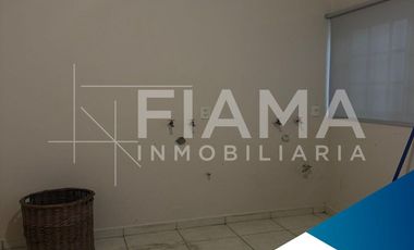 AMPLIA CASA EN RENTA, FRACC. PUERTA DEL SOL, XALISCO, NAY. (G)