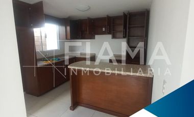 CASA EN RENTA , FRACC. VALLE MAGNO, TEPIC, NAY. (RS)