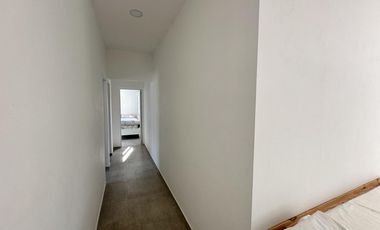 Casa en Venta de 2 dorm. Terreno de 700 m2. Quincho con pileta. Barrio El Amparo, Escalada, Zarate
