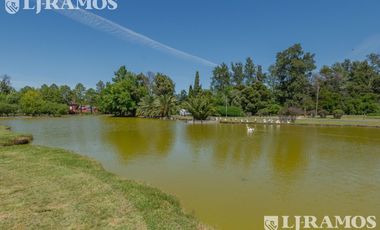 Venta departamento en Farm Club, Pilar - Km 46