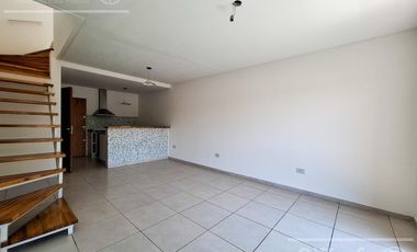 Departamento duplex en venta y alquiler 2 amb Altos de Hudson 2, Hudson, Berazategui. Apto crédito