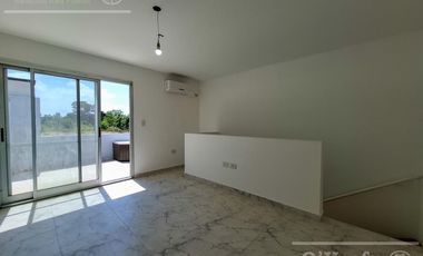 Departamento duplex en venta y alquiler 2 amb Altos de Hudson 2, Hudson, Berazategui. Apto crédito