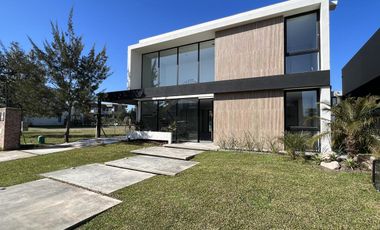 Casa en Brisas de Adrogué