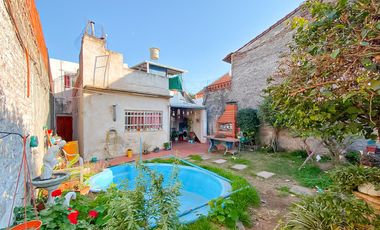 Casa 4 dormitorios en  Barrio Ludueña