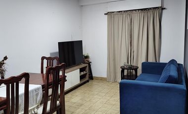 Amplio departamento de 3 dormitorios en PB en VENTA en Muñecas al 1400, Zona Norte, SMT